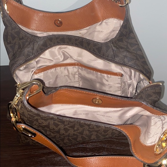 micheal kors jet set purse - Picture 2 of 4